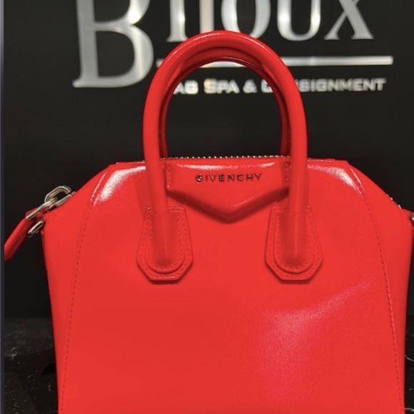 Givenchy Mini Antigona Red XSOLDX - Picture 7 of 10